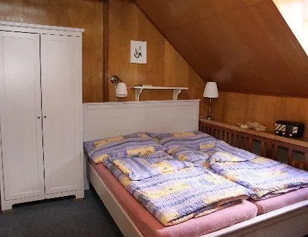 Turistická Pláně Cesky Dub